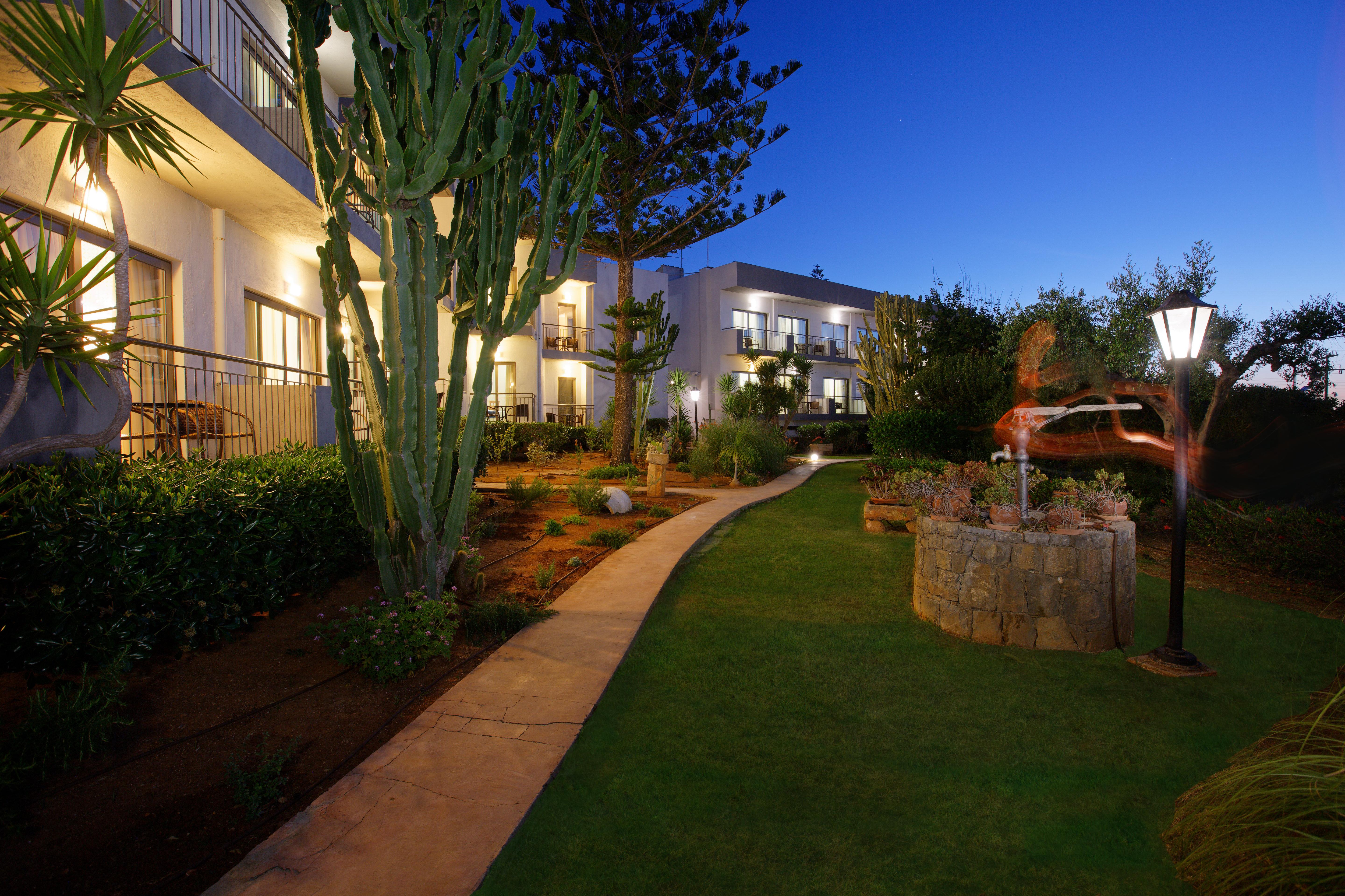 Oasis Beach Hotel - Adults Only Anissaras Dış mekan fotoğraf